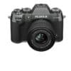 Fujifilm X-T50 Kamera mit 15-45mm Objektiv in Anthrazit grau.